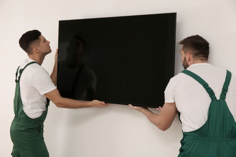 Flatscreen TV Mounting in Kansas City, MO