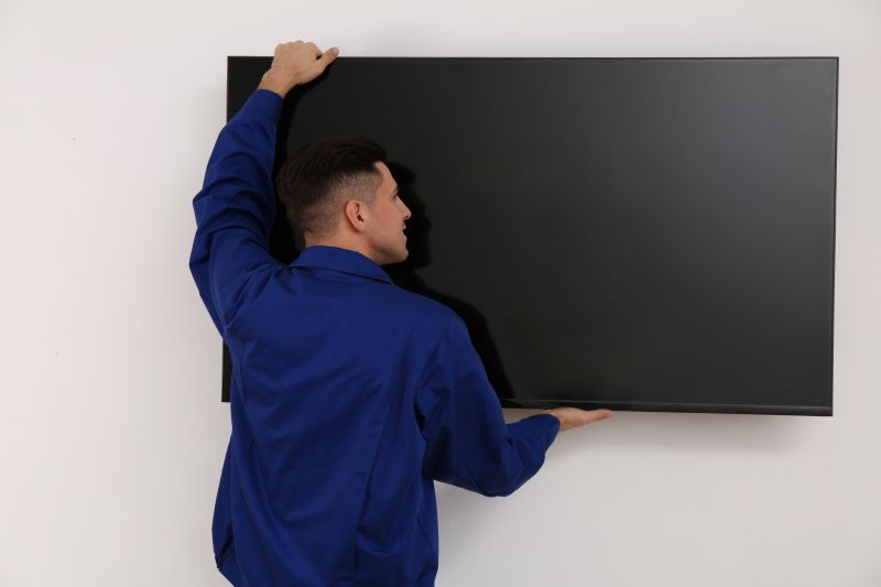 Television Hanging Service in Kansas City, KS